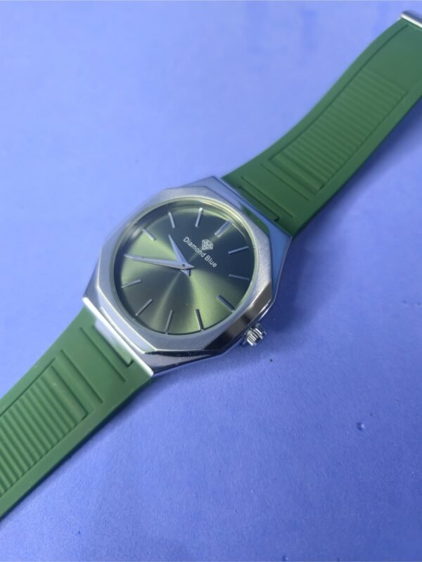 Diamond Blue Octagonal Dial Analog Quartz Movement Silicone Straps & Magnetic Lock Watch Unisex