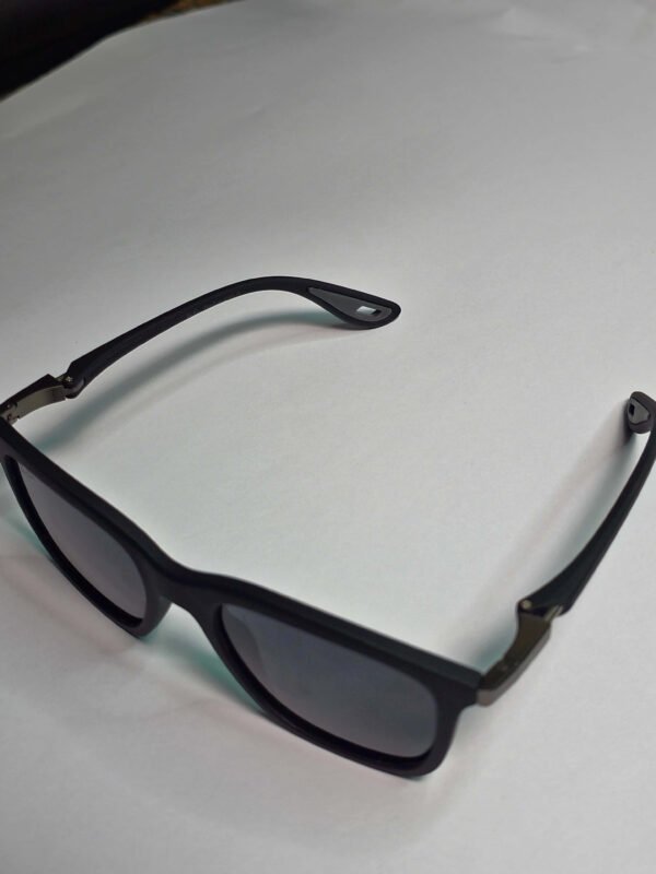 Ray-Ban Classic Matte Black Square Sunglasses – Solid Dark Grey Lenses