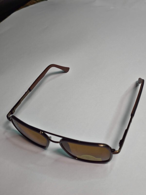 Ray-Ban Vintage-Style Square Aviator Sunglasses – Metallic Brown Frame with Diamond Hard Amber Lenses