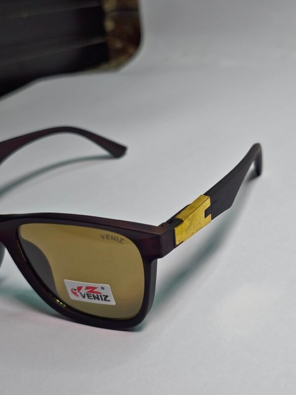 Veniz Classic Wayfarer Sunglasses